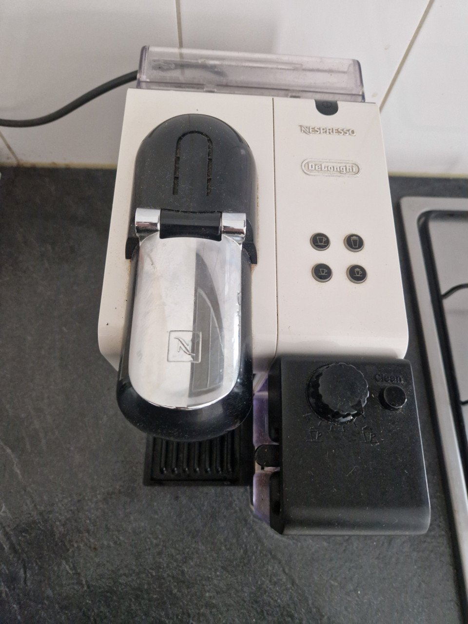 Nespressomachine met melkopschuimer