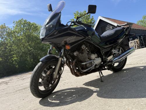 Yamaha XJ900S Diversion