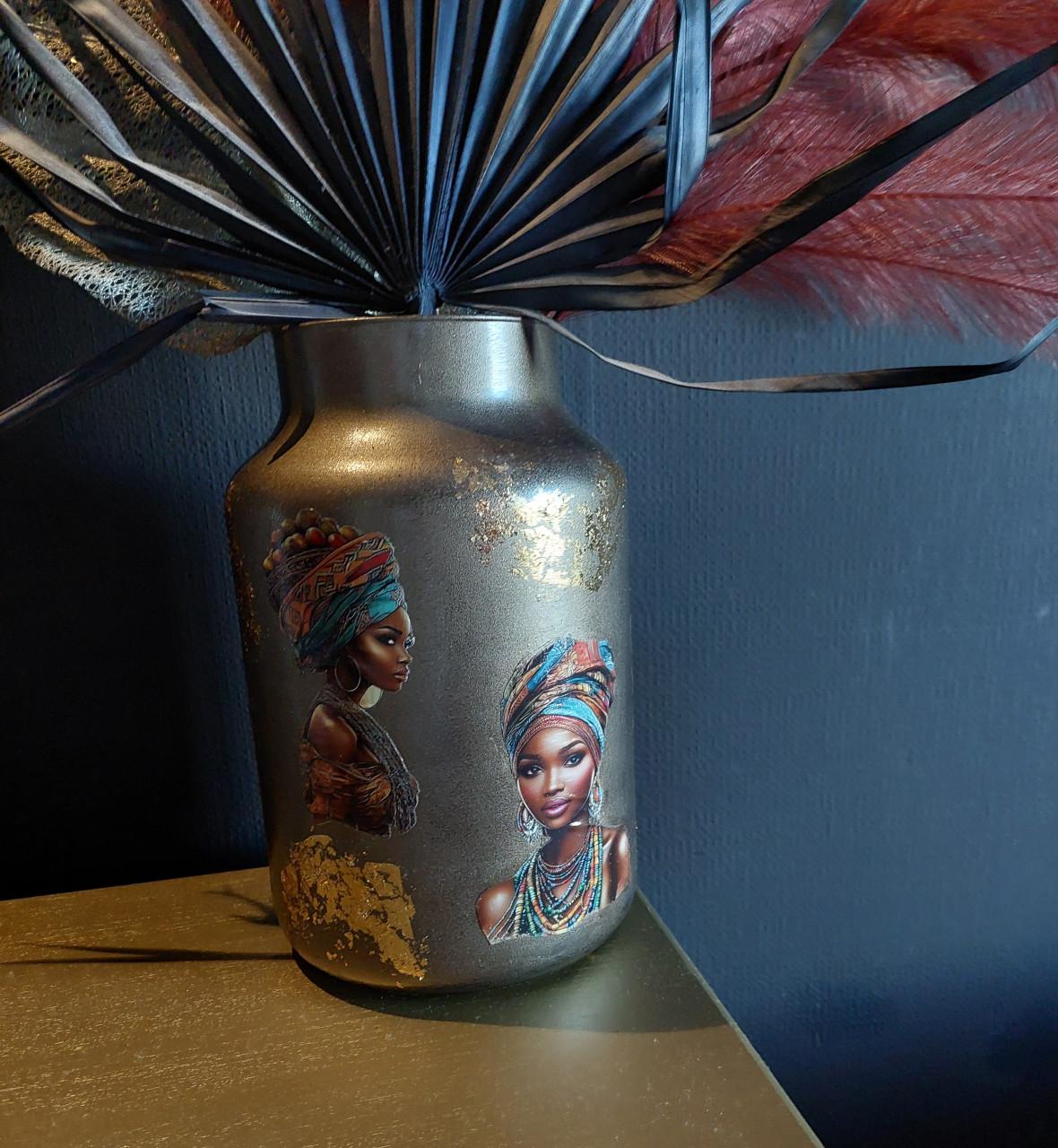 Nw Afrikaanse Decoupage vaas