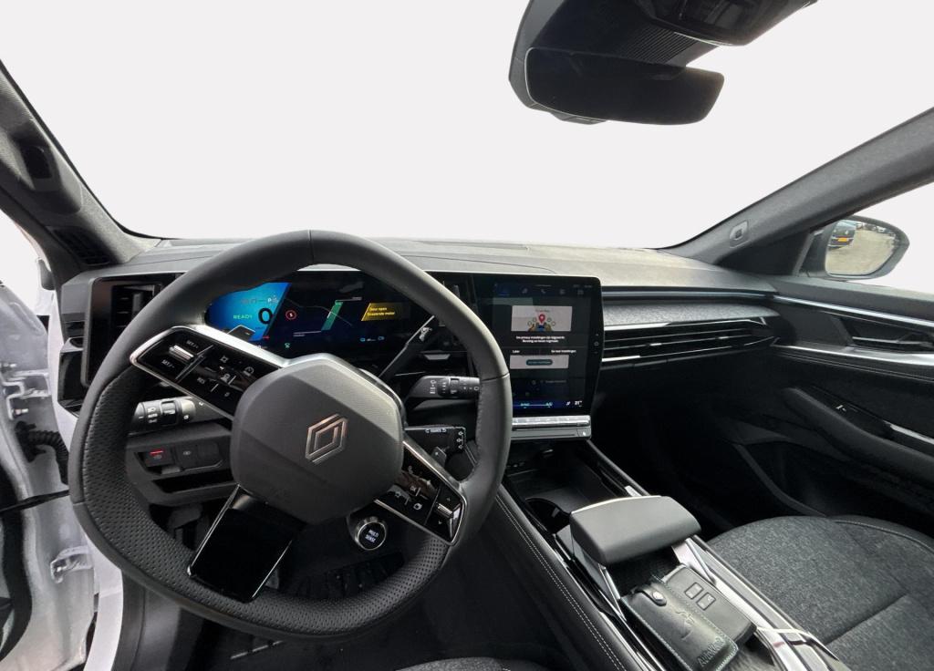 Renault Austral 1.2 e-tech full hybrid 200 techno - two-tone kleurstelling
