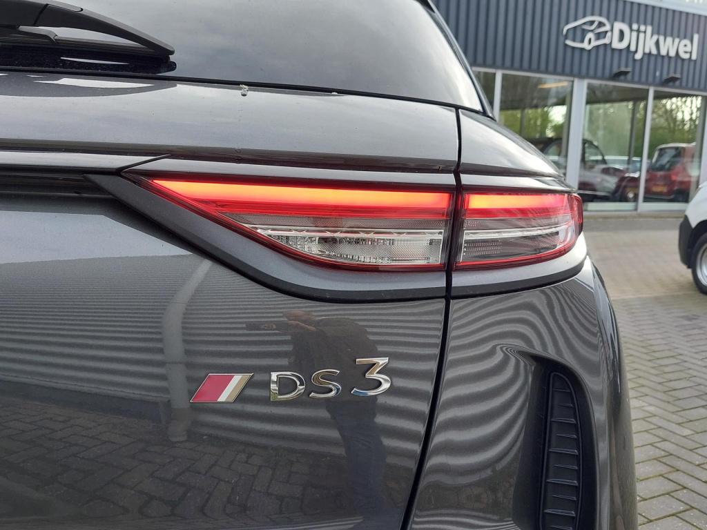 Ds Ds 3 crossback 100 performance line navi/cam/keyless