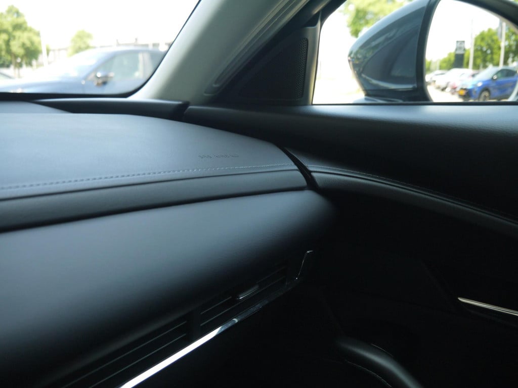 Mazda Cx-30 2.0 e-skyactiv-g m hybrid comfort
