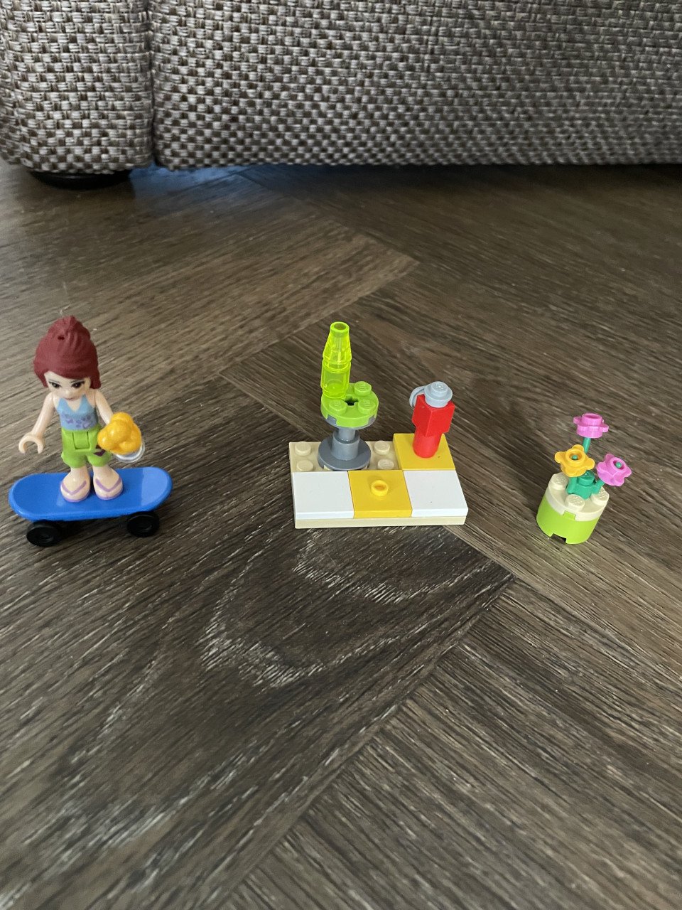 Lego Friends: Mia's skateboard 30101