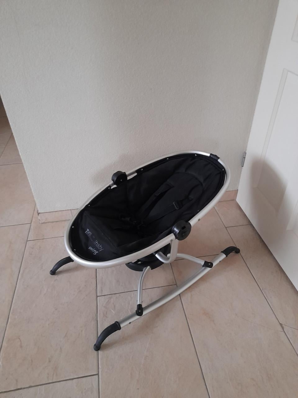 Titanium baby wipstoel (in goede nette staat )