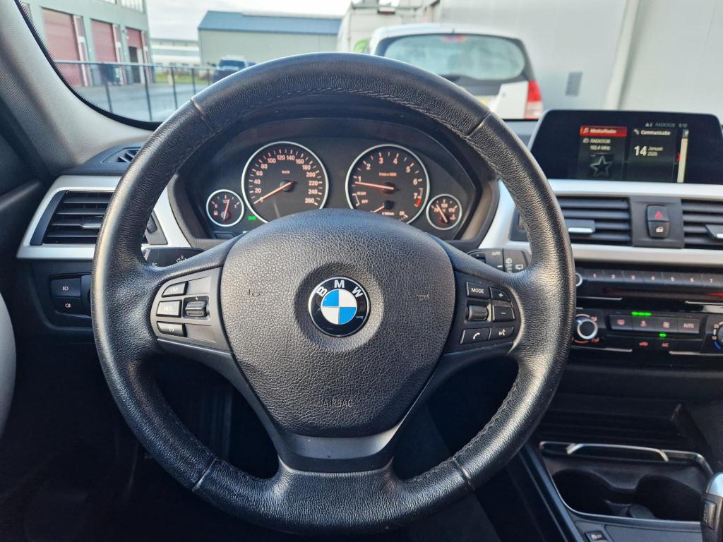 BMW 3-serie touring 320i corporate lease