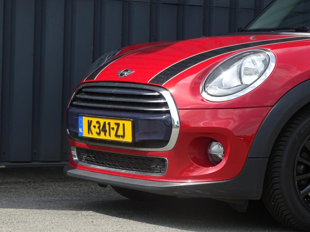 Mini Cooper mini 1.5 chili serious business | clima | bluetooth | cruise