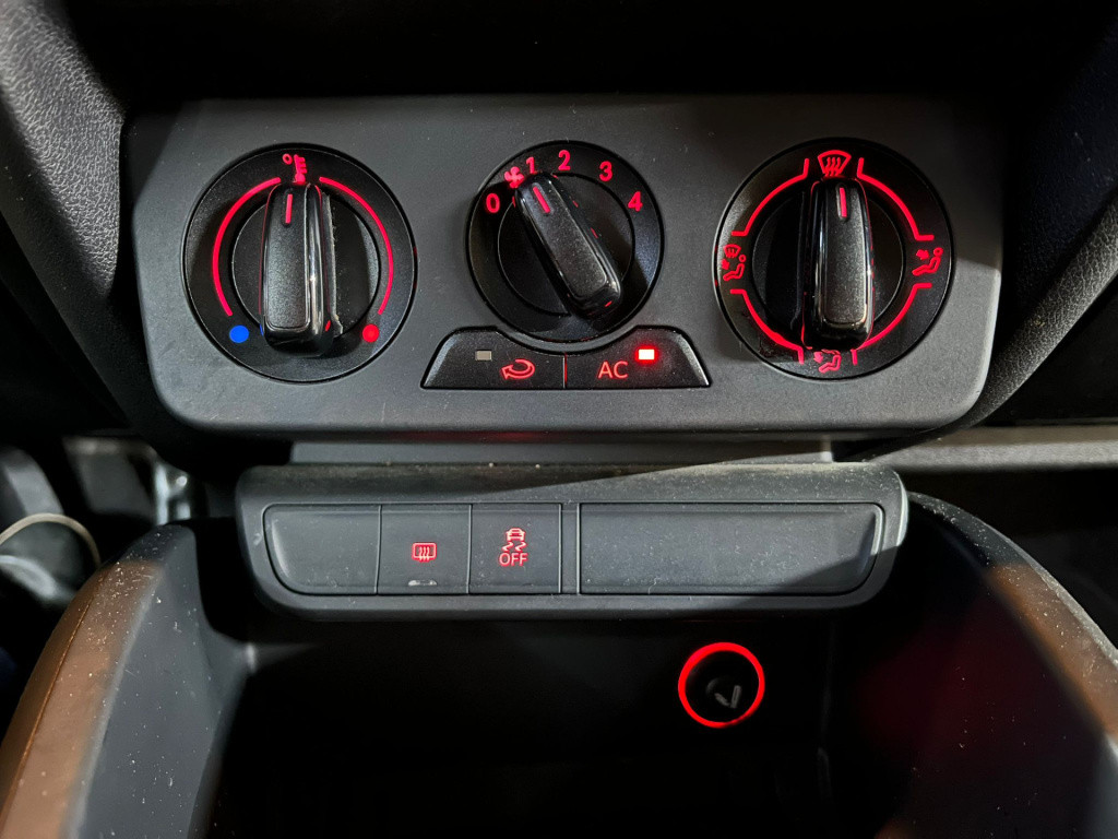 Audi A1 1.2 tfsi attraction pro line business