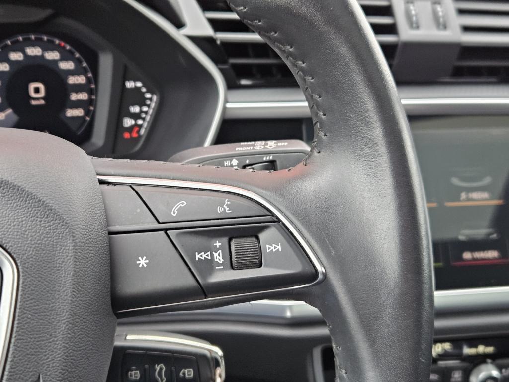 Audi Q3 sportback 35 tfsi pro line business | pano | cruisec.