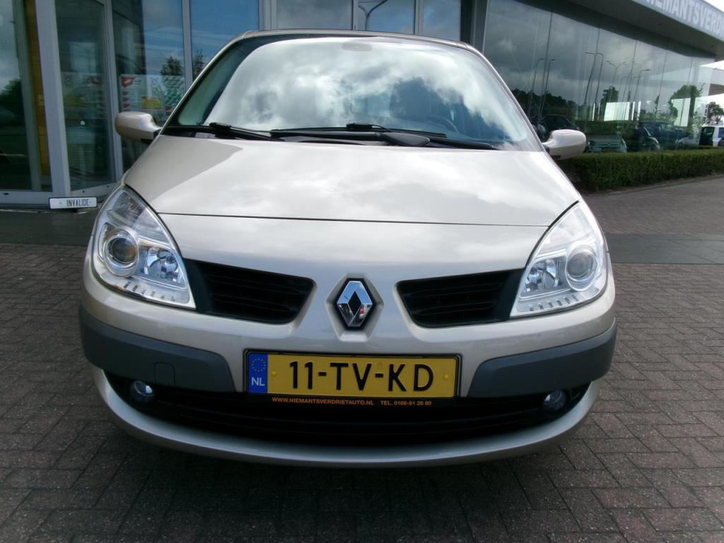 Renault Scenic phase ii 1.6-16v 1-ste eig. airco, cr.cont, pano.dak,