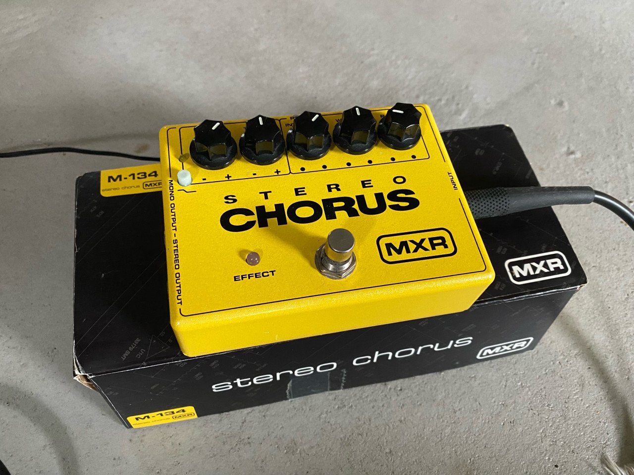 MXR M134 stereo chorus effecten pedaal gitaar keyboard etc