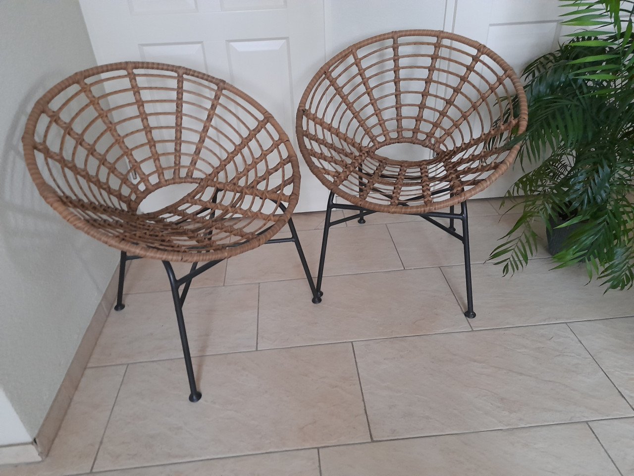 Prachtige Fauteuiltjes  riet/rotan  loungestoel (in goede staat )