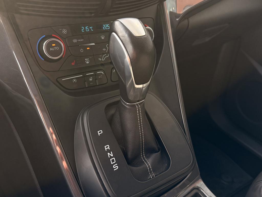 Ford Kuga 2.0 vignale | sony audio | stoel/stuur verwarming | acc | pano | 