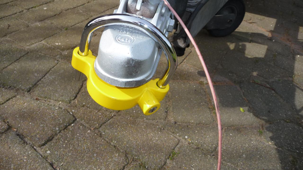 TE KOOP GROTE ONGEREMDE ENKELASSER