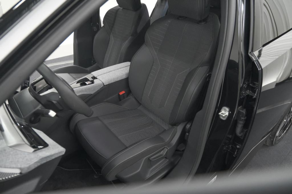 Peugeot 3008 1.2 hybrid 136 gt | adaptieve cruise control | camera | elektr