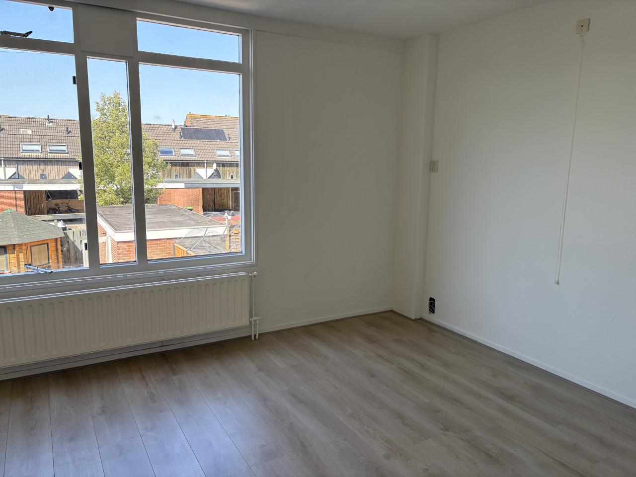 *GERESERVEERD* ruime woning in Vlissingen met 4 slaapkamers en zonnige tuin