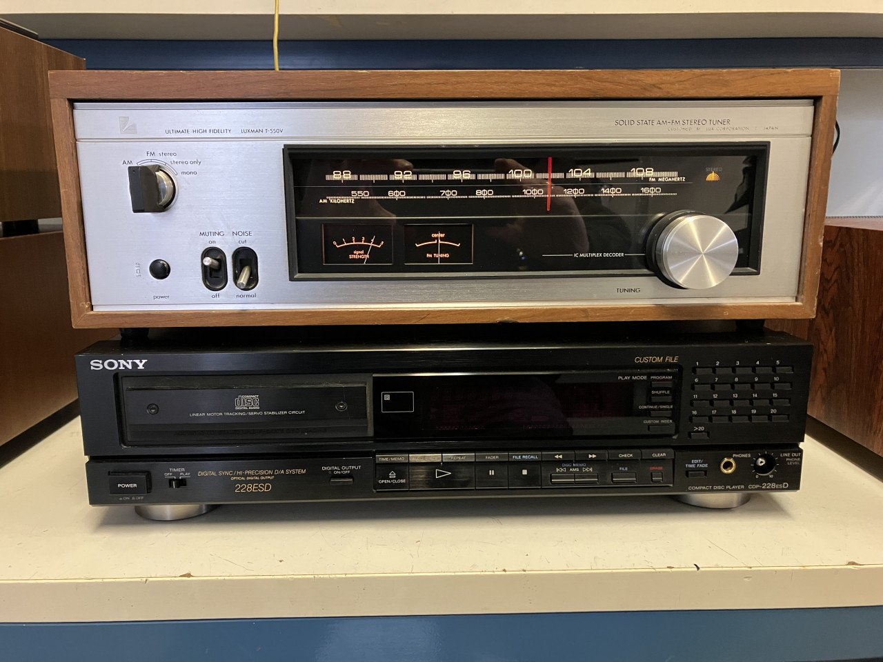 Luxman T-550V vintage tuner houten kast volledige service en garantie