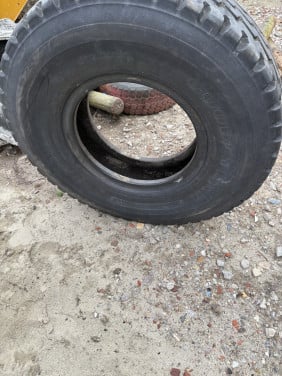 Tractorbanden vrachtwagen band