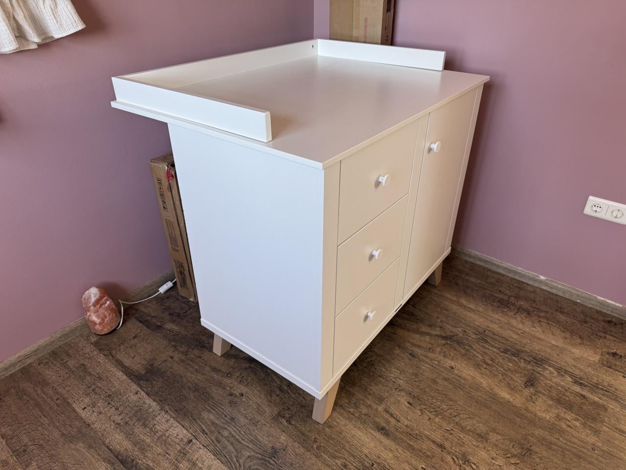 Commode en ledikant incl. peuter instaphekje