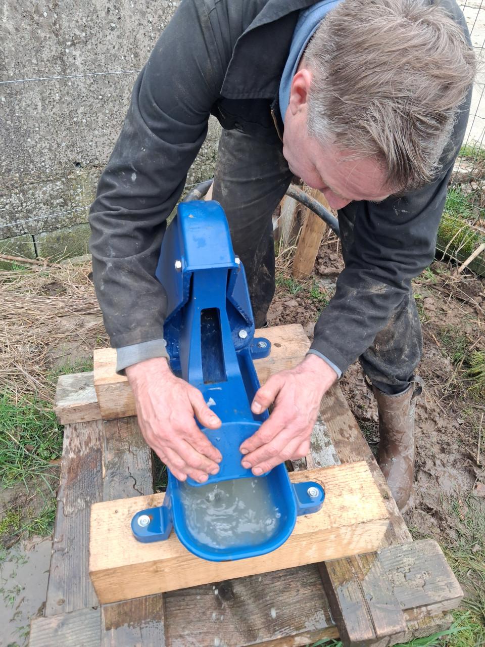 Water putboring bron slaan