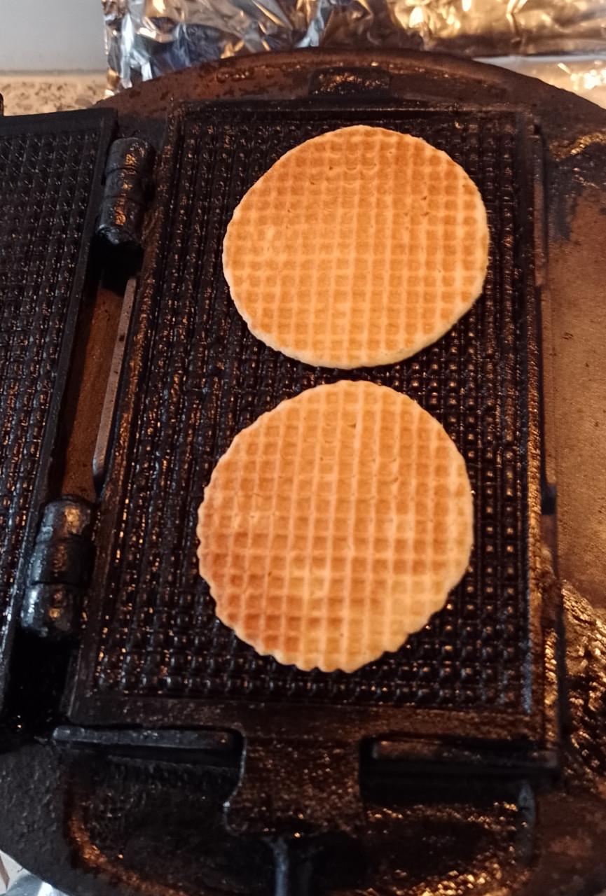 Wafelijzer, voor nieuwjaarswafeltjes