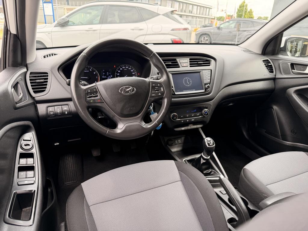 Hyundai I 20 1.0 t-gdi comfort | navigatie | cruise | camera | dealer onder