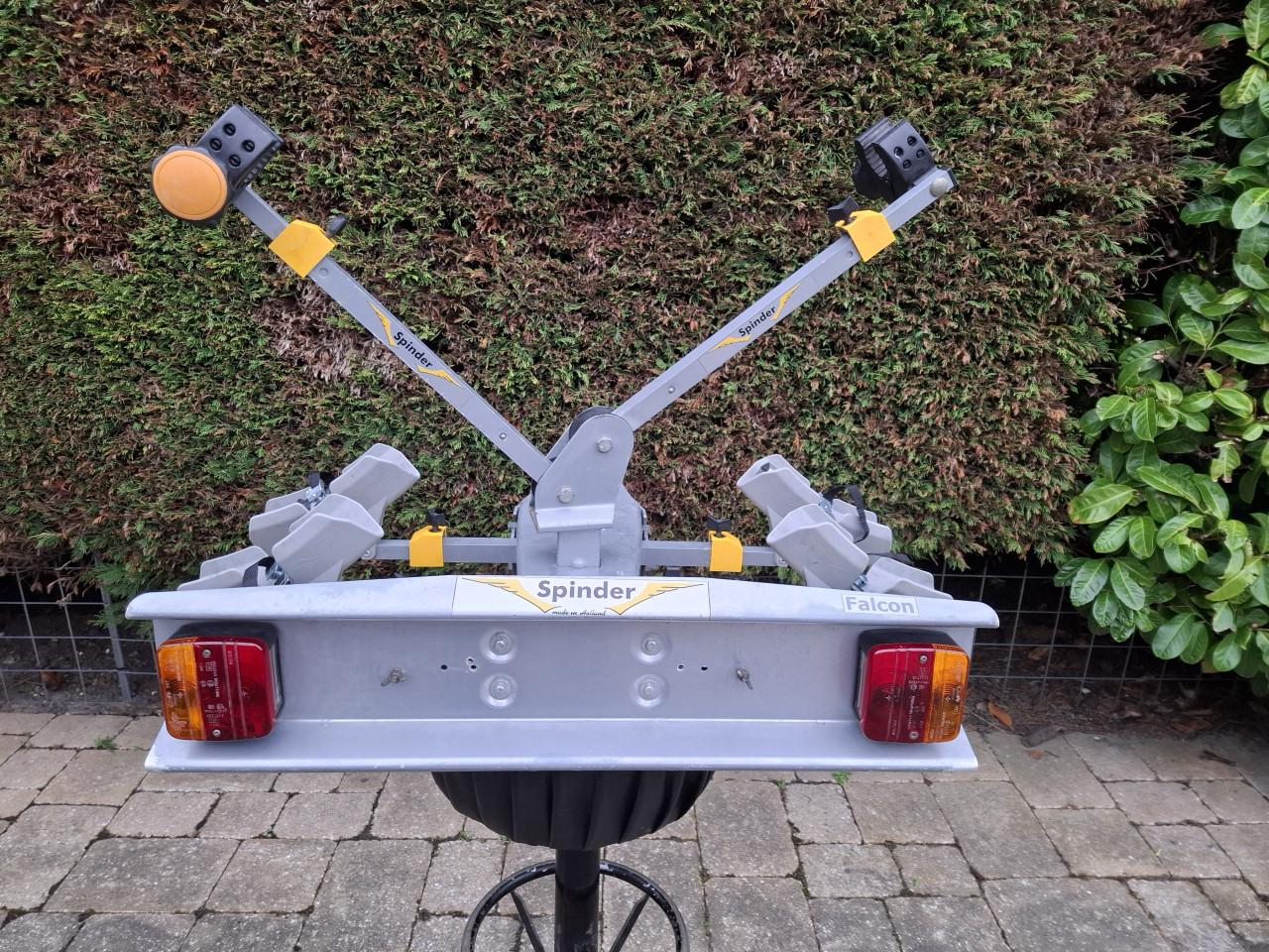 Spinder falcon fietsendrager