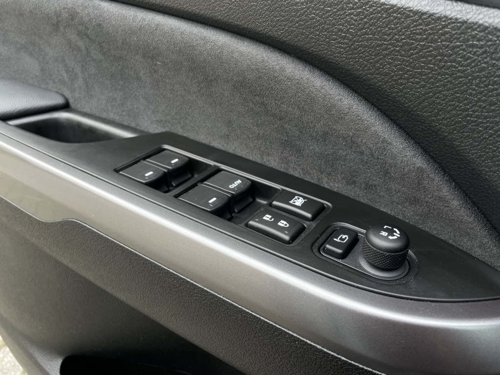 Suzuki Vitara 1.4 boosterjet style smart hybrid