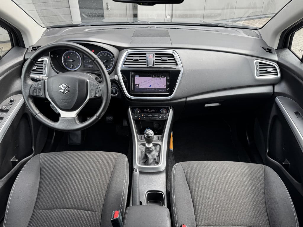 Suzuki Sx4 S-cross 1.4 boosterjet exclusive | trekhaak afneembaar | navigat