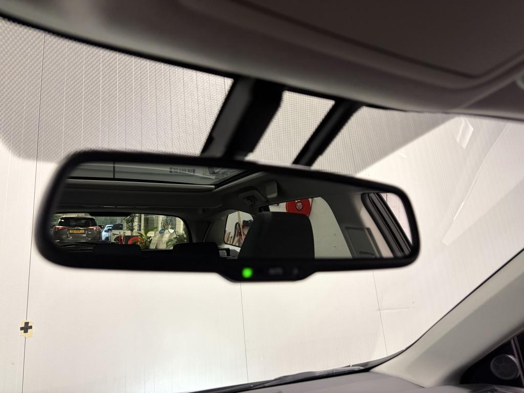 Toyota Auris touring sports 1.8 hybrid lease+