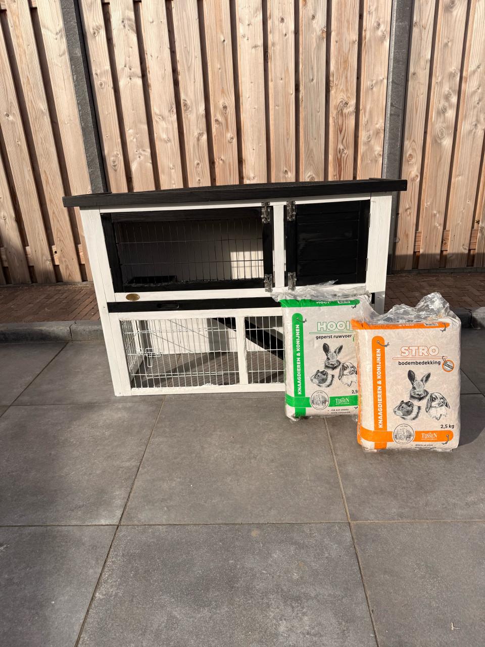 Konijnenhok+ benodigdheden
