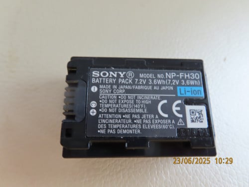 Sony NP-FH30  batterij Li-ion 7,2V 3,6Wh Info Lithium 2 stuks €.10,00