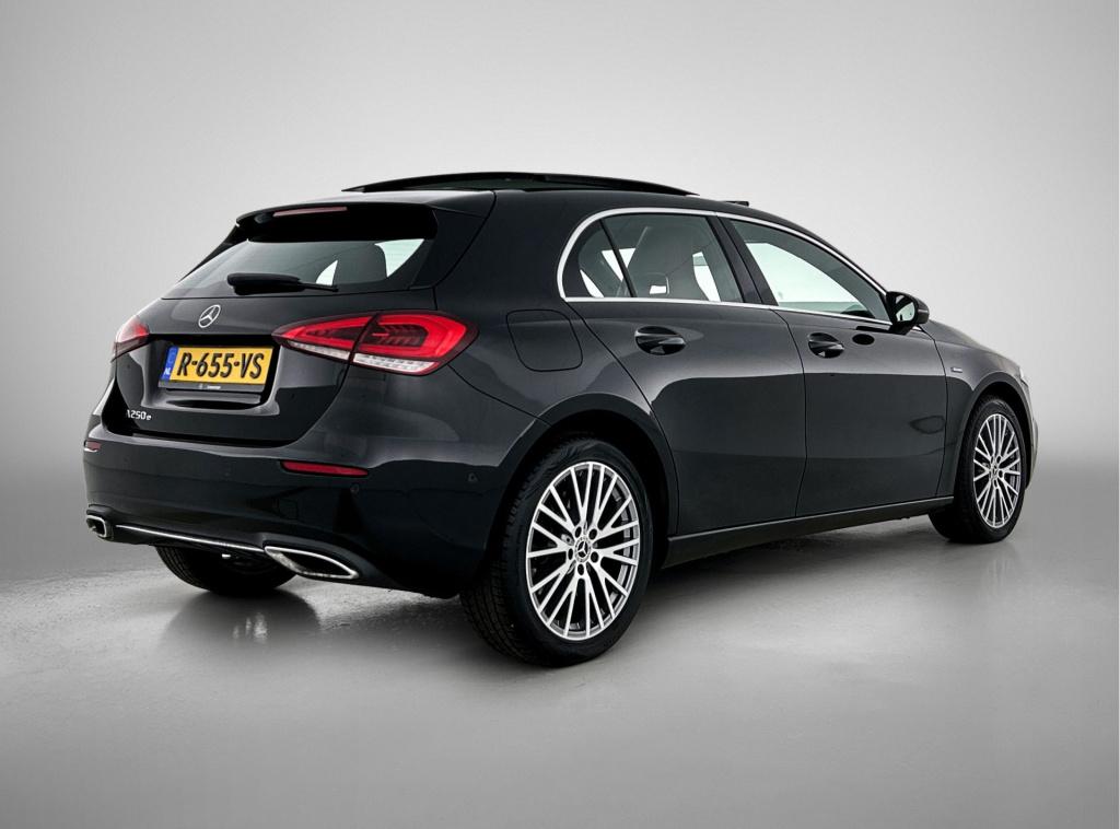 Mercedes-Benz A-Klasse 250 e business solution amg | panoramadak | cruise c