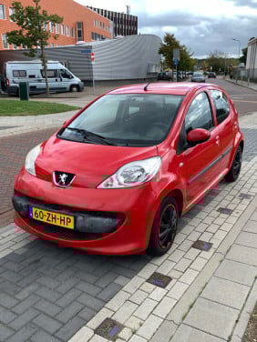 Peugeot 107 1.0 12V 5DR 2008 APK tot 16-03-2026