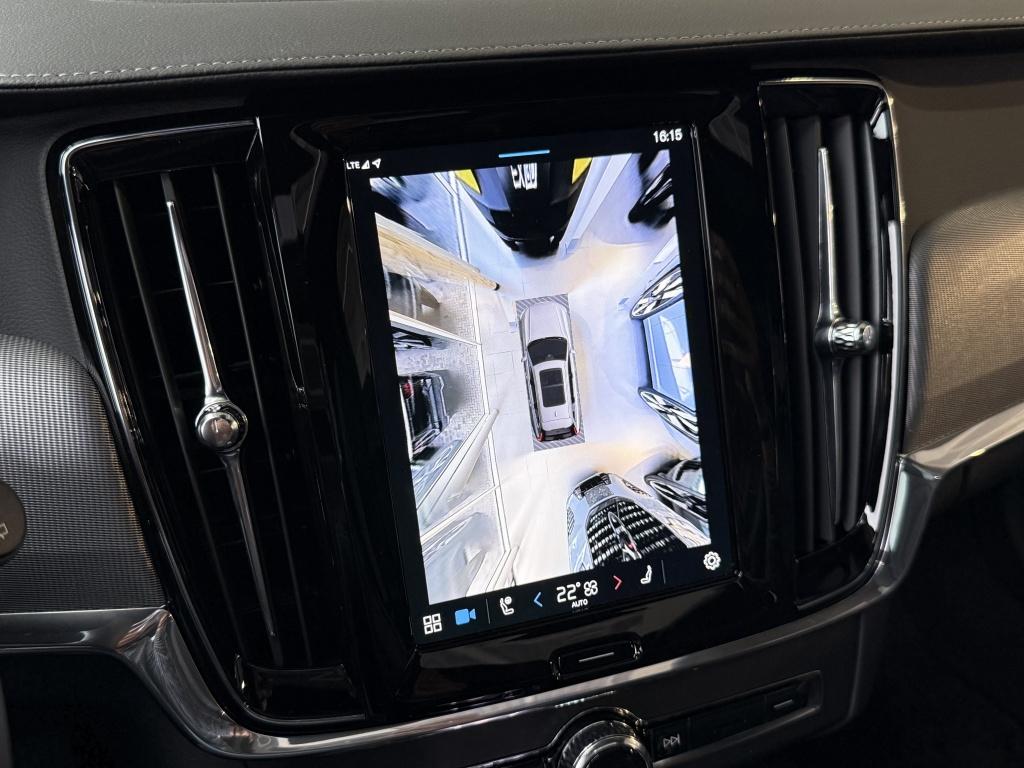 Volvo V90 t6 398pk recharge ultra dark| full options !newprijs €82.635,-