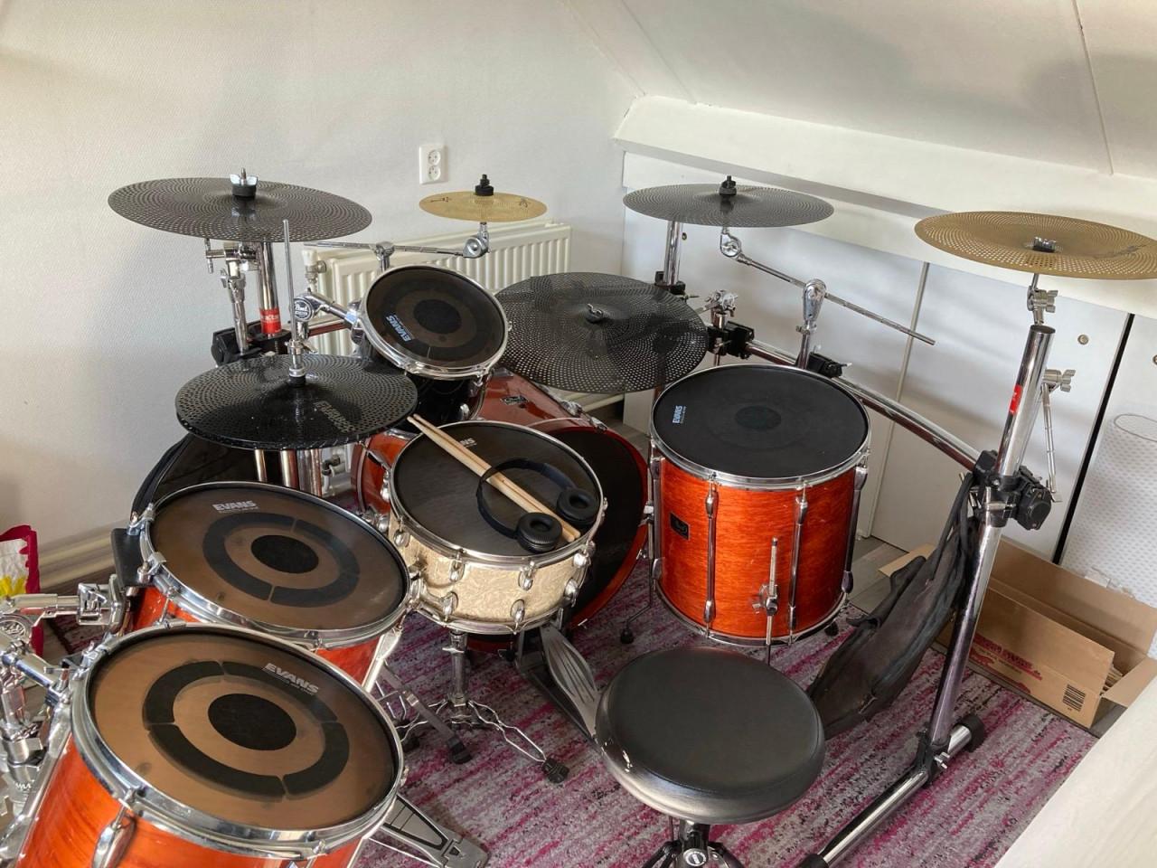 Prachtig Drumstel te koop met veel extra's