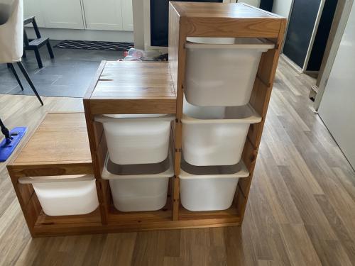 Trofit kast met lades