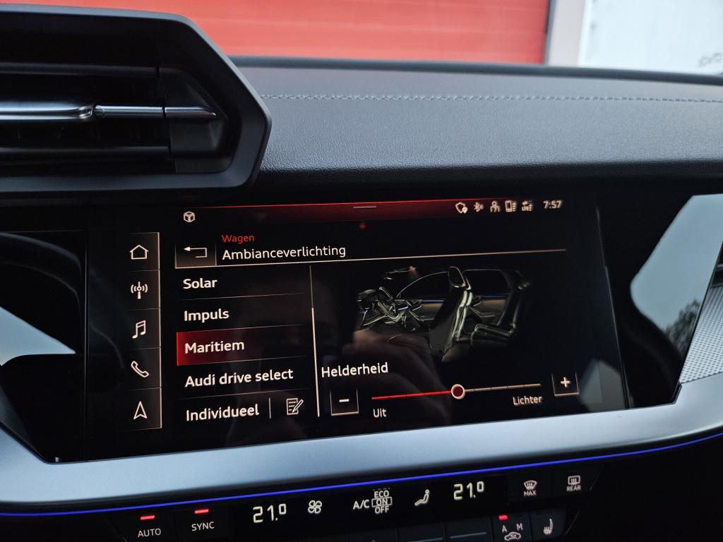 Audi A3 sportback 45 tfsi e s edition competition | matrix | acc | rijklaar