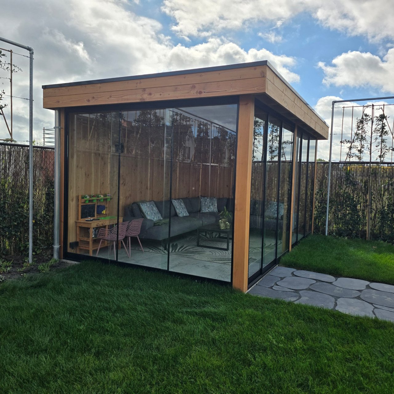 Toe aan een nieuw Tuinhuis?