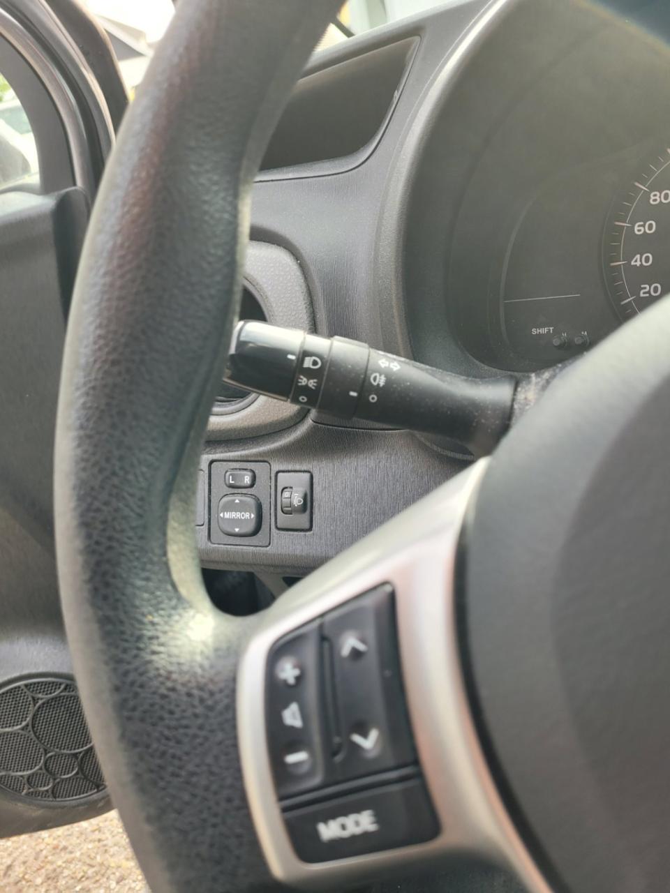 Toyota Yaris 1.3 vvt-i now