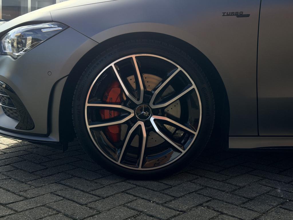 Mercedes-Benz Cla shooting brake amg 35 4matic premium plus