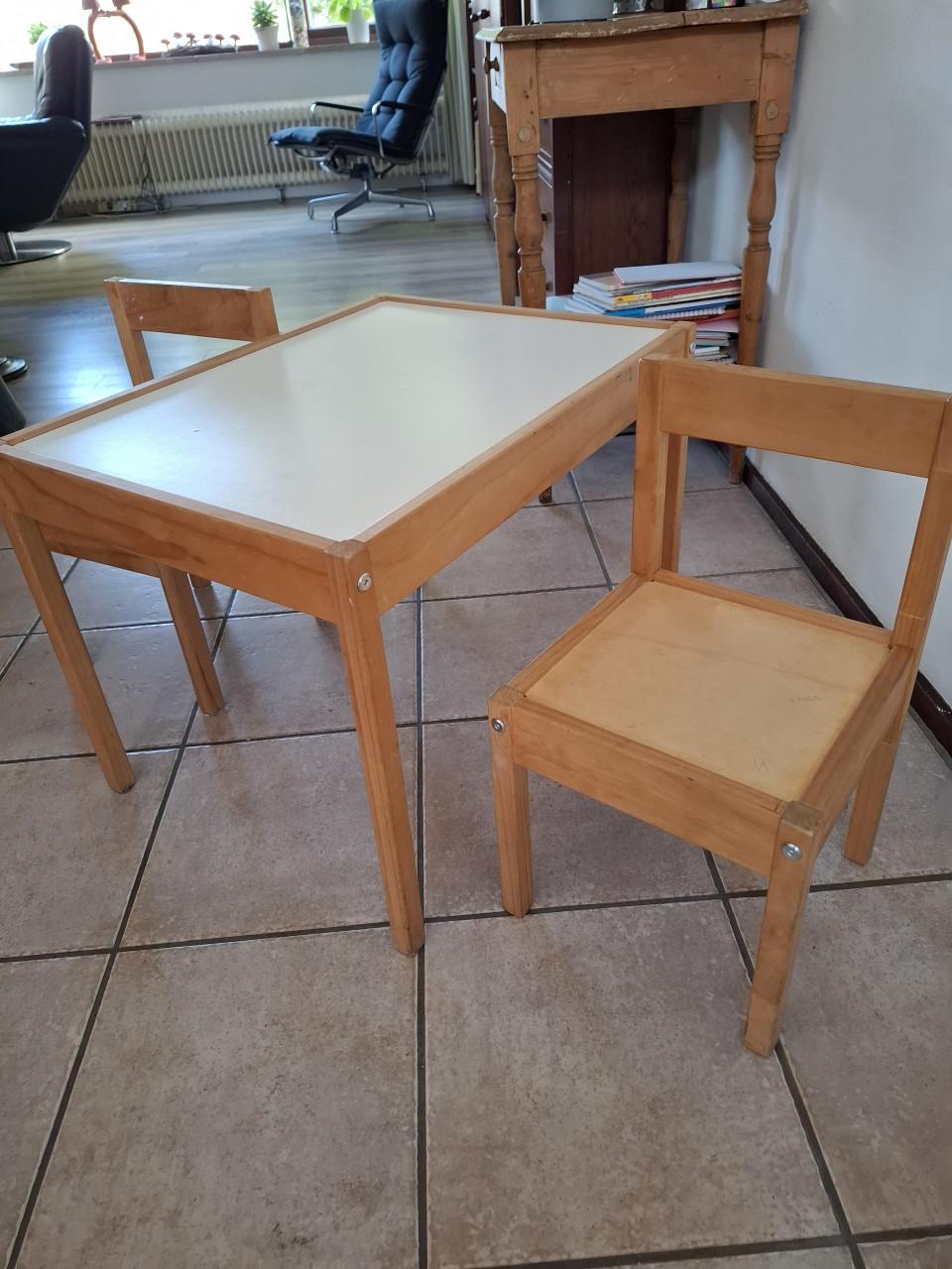 Ikea kinder tafelsetje