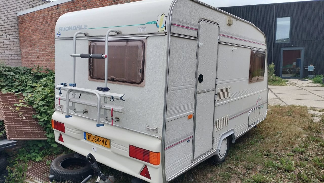 Avondale (BEYERLAND) met voortent en luifel