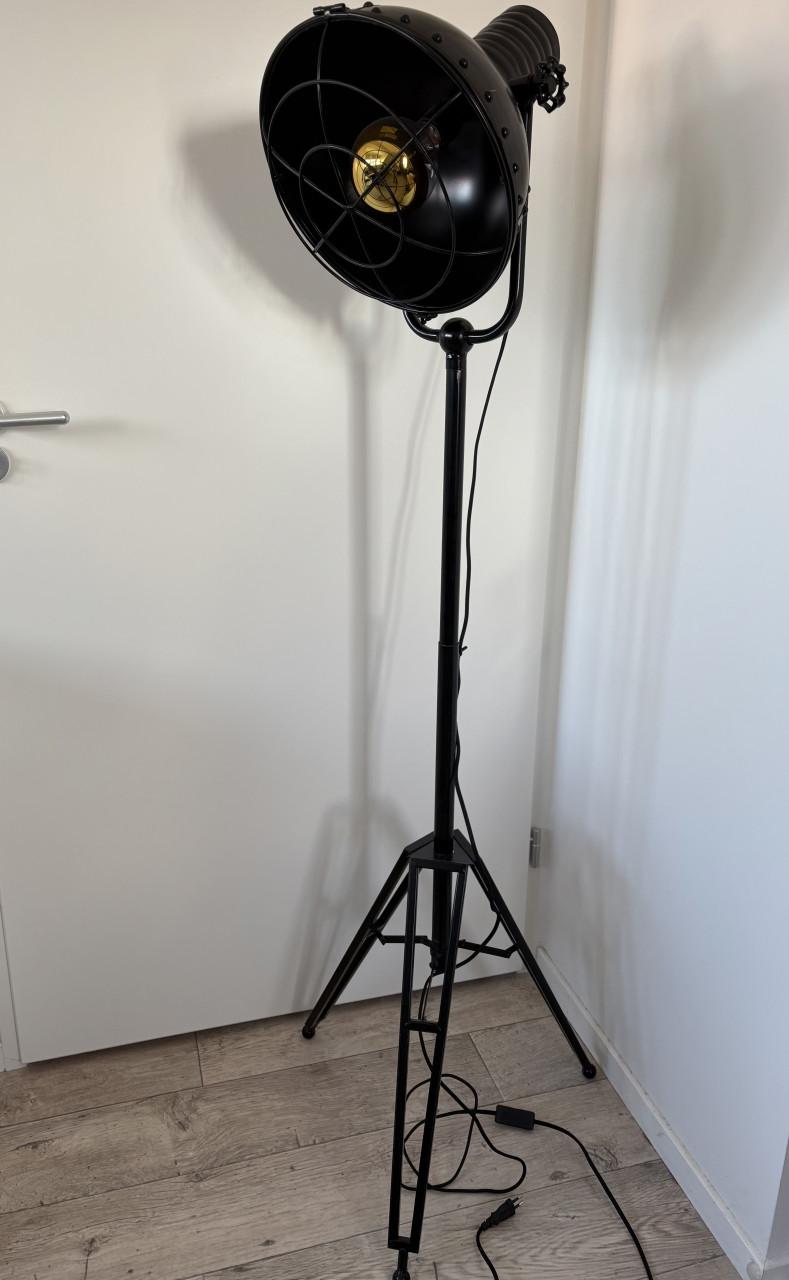 Staande lamp industrieel