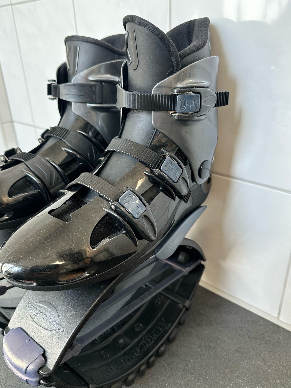 NIEUW Kangoo Jumps maat M (39-41)