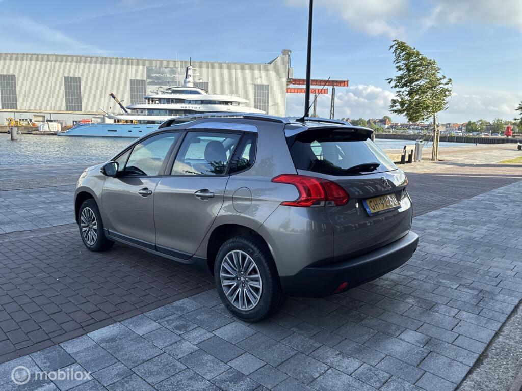 Peugeot 2008 1.2 PureTech Allure Airco km99.689 Nap BJ2015