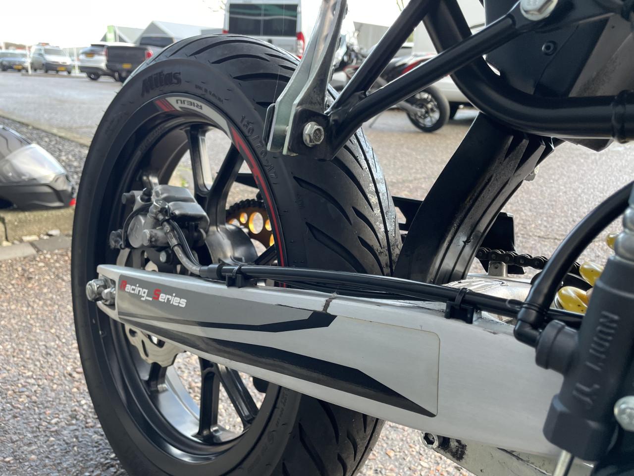 RIEJU MRT 50 PRO SCHAKELBROMMER