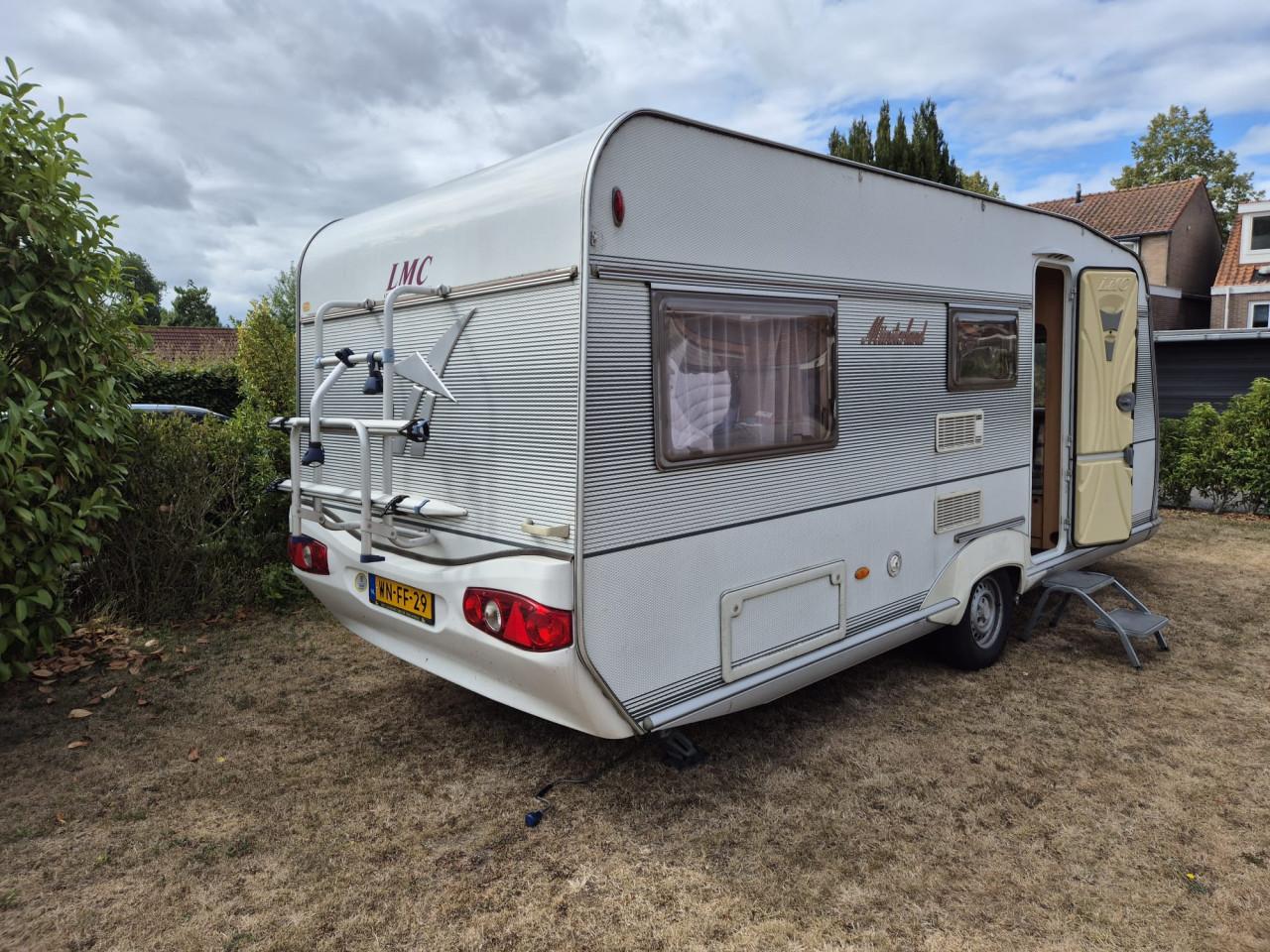 Caravan LMC