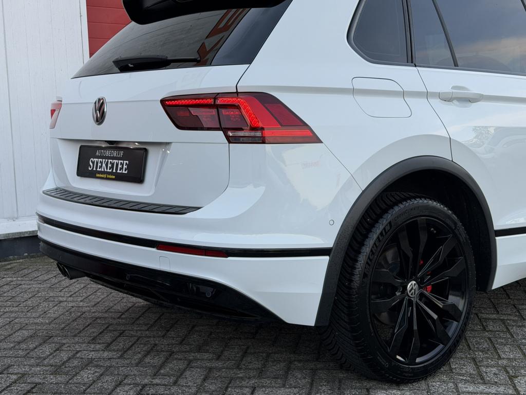 Volkswagen Tiguan 2.0 tsi 4motion highline | pano | acc | carplay | rijklaa