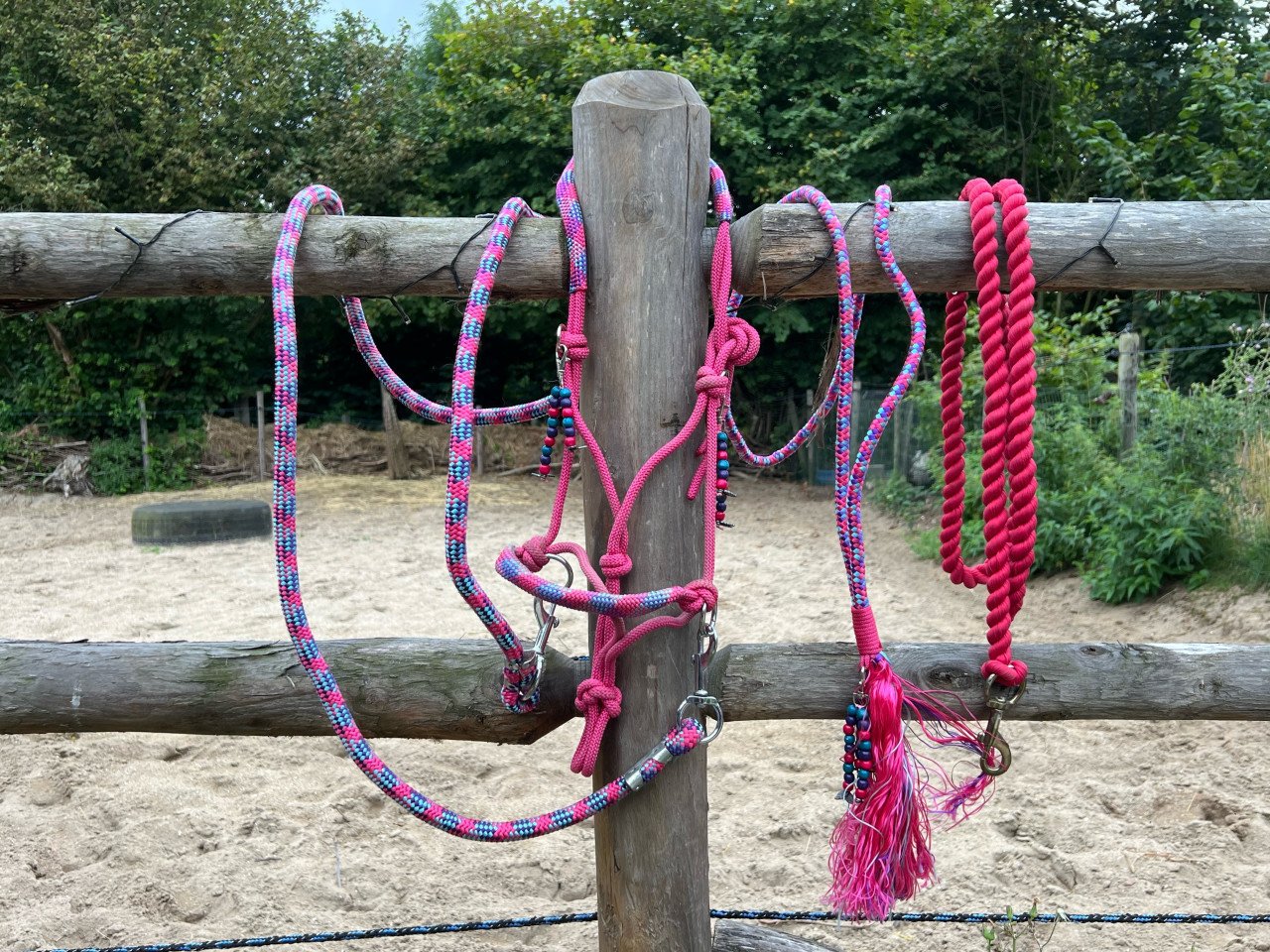 Touwhalster set cob