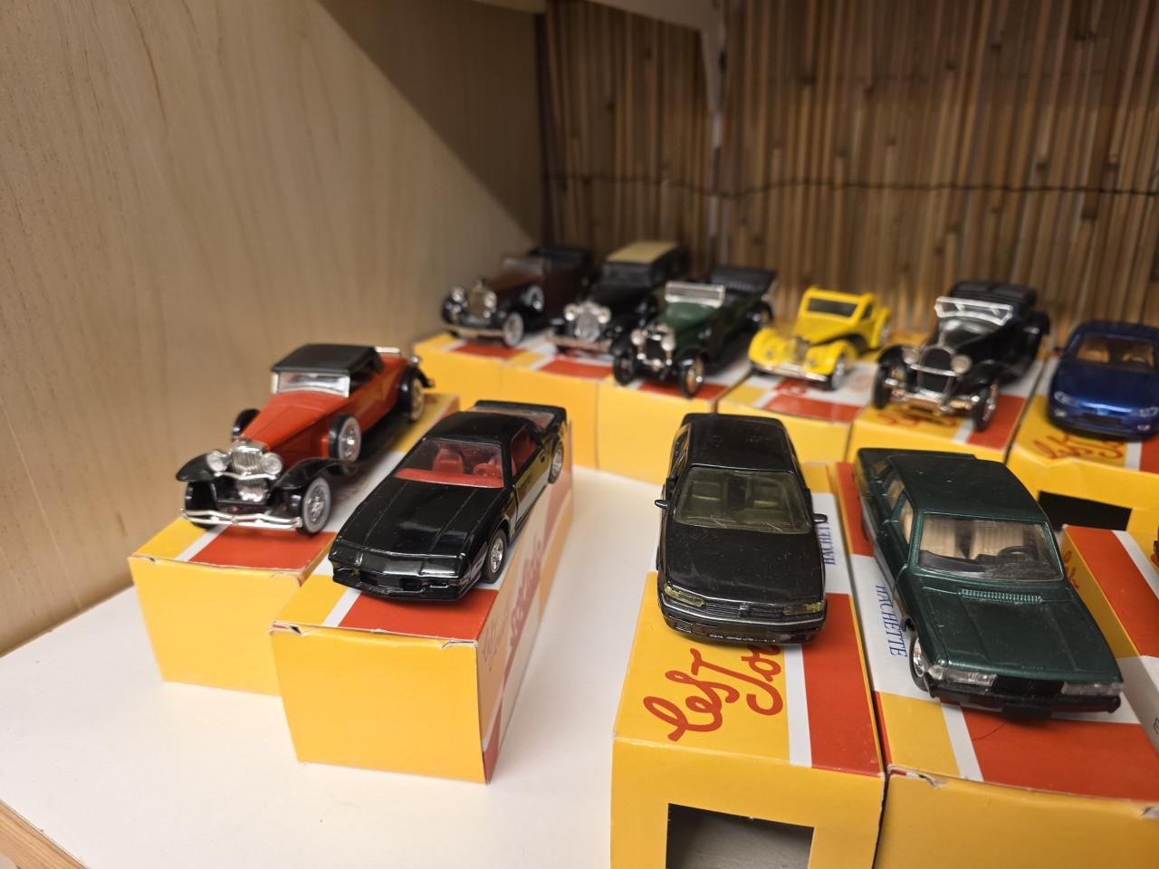 Partij  auto's  solido